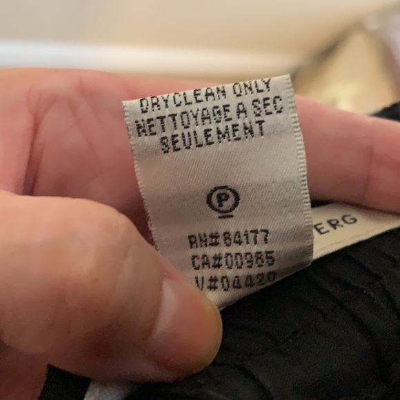 DVF CLASSIC LACE SHORTS ELASTIC WAIST FLORAL LACE BLACK LINING BLACK LACE M - Picture 10 of 10